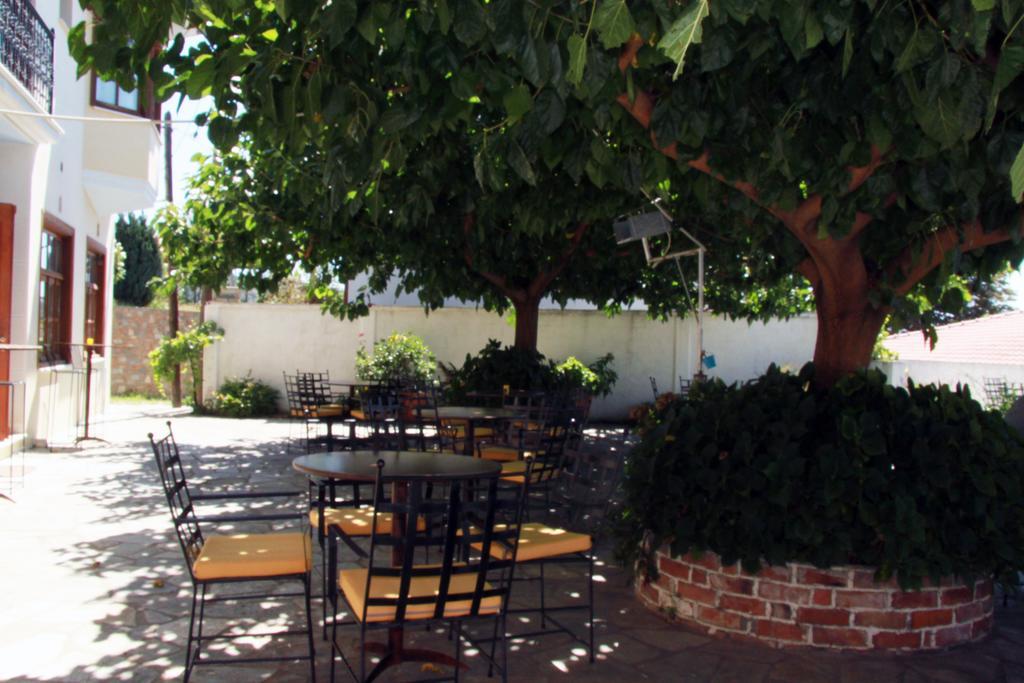 Guesthouse Kolenti Portaria  Bagian luar foto