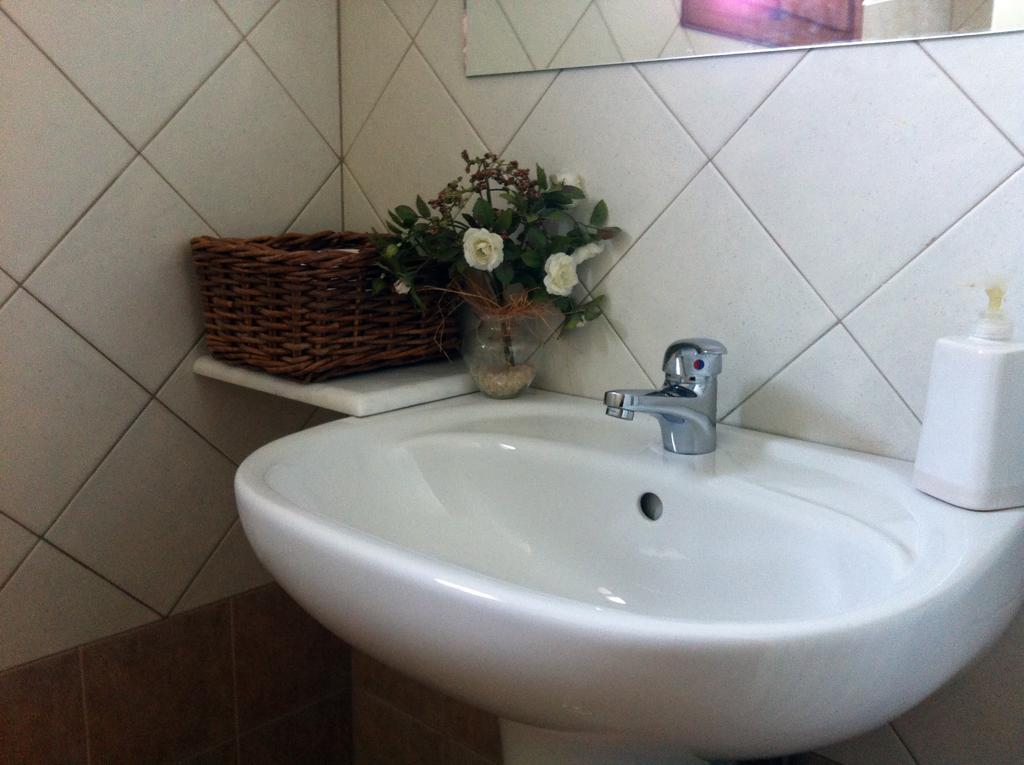 Guesthouse Kolenti Portaria  Bagian luar foto